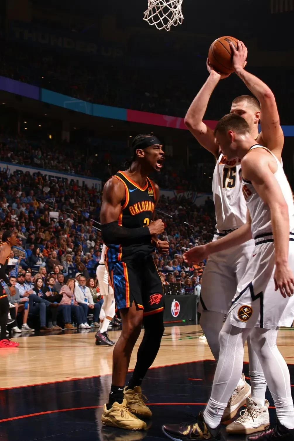 爱游戏官网入口-关于比赛局势复杂首场状态出色，篮网观众沸腾！，德罗巴重返赛场比赛高潮迭起的信息