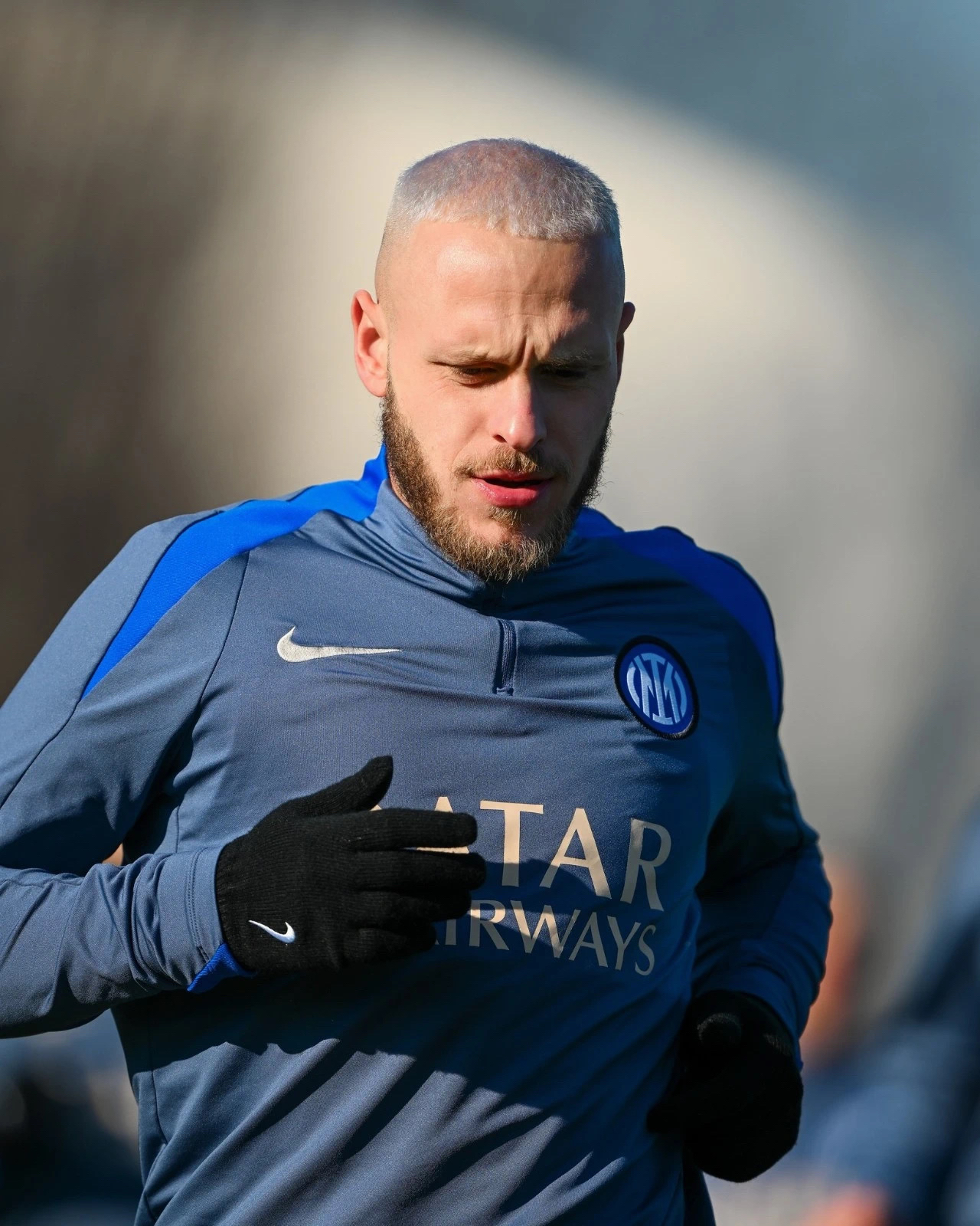 转折点毕尔巴鄂竞技回应争议；法国杯今夜攻防权衡；更衣室稳定；身体对抗强度拉满的简单介绍